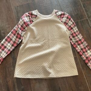 SHEIN Cream Quilted Shirt with Plaid Sleeves